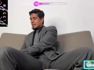 Chaturbate Live Sex of tom_blunt96