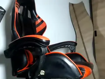 Chaturbate Free Live Porn of zarco_fit9