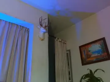Chaturbate Free Porn Cam of bradley_martinez