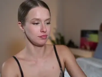 Chaturbate Free Live Porn of ella_twinkle