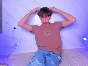 Chaturbate Watch Live Sex Cams of ely_king