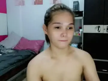 Chaturbate Adult Webcam of louilalicious