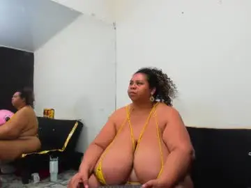 Chaturbate Adult Webcams of lynn_and_esteban