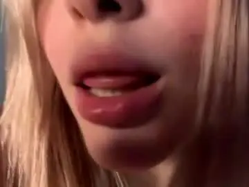 Chaturbate Free Porn Cam of misaflowers