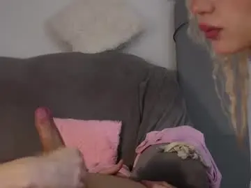 Chaturbate Best live sex cam show of wladilia
