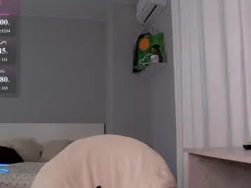 Chaturbate Best live sex cam show of caramelangels