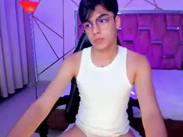 Chaturbate Live Sex Cam of gerony_