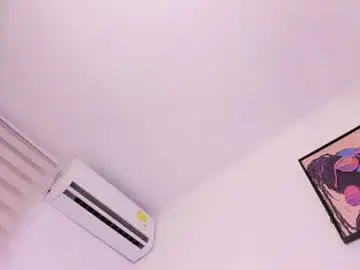 Chaturbate Watch Live Sex Cams of maiily_vega