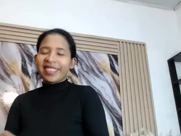 Chaturbate Nude Webcam of samantha_fox_squirt