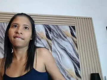 Chaturbate Live Porn of samantha_fox_squirt