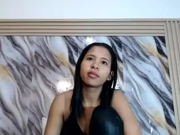 Chaturbate Live Sex of samantha_fox_squirt