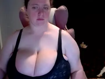 Chaturbate Adult Webcam of cumonmybigtits007