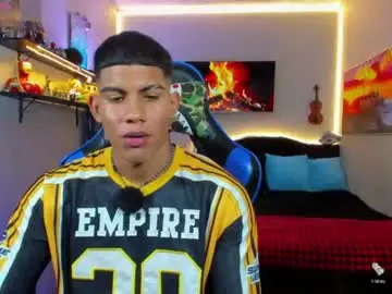 Chaturbate Sex Chat of damian_latinxxx