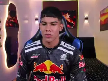 Chaturbate Best live sex cam show of damian_latinxxx