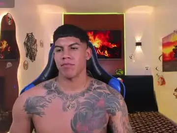 Chaturbate Free Live Porn of damian_latinxxx