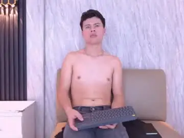 Chaturbate Live Sex Cam of ethan_brooks_