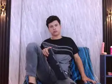 Chaturbate Private Sex Chat of ethan_brooks_
