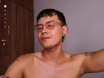 Chaturbate Best live sex cam show of leaneseb