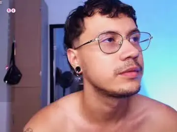 Chaturbate Live Sex Cam of leaneseb