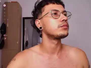 Chaturbate Adult Webcams of leaneseb