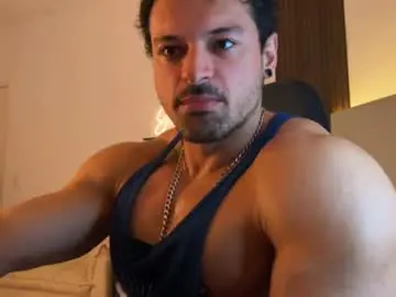 Chaturbate Best live sex cam show of lucasfit24