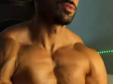 Chaturbate Adult Webcam of lucasfit24