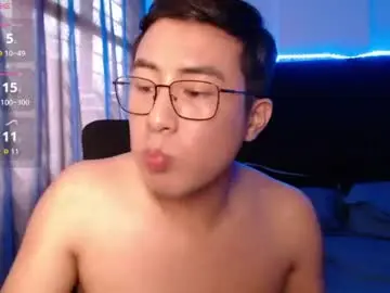 Chaturbate Free Live Porn of andrewmhilton_