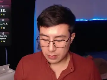 Chaturbate Sex Chat of andrewmhilton_