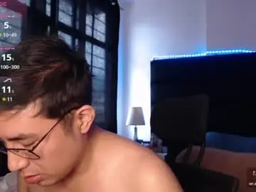 Chaturbate Free Live Porn of andrewmhilton_