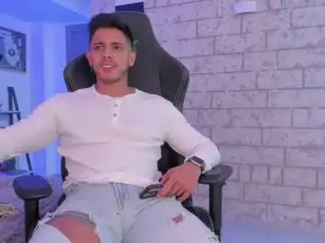 Chaturbate Live Porn of ashton_coleman_