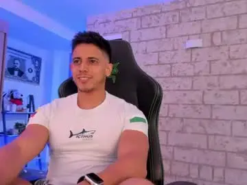 Chaturbate Sex Cam of ashton_coleman_
