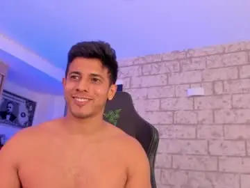 Chaturbate Free Live Porn of ashton_coleman_