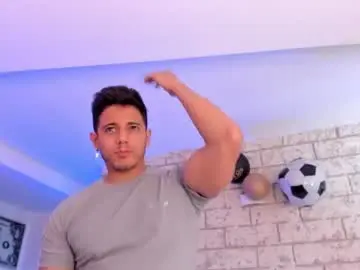 Chaturbate Free Porn Cam of ashton_coleman_