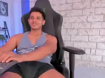 Chaturbate Sex Cam of ashton_coleman_