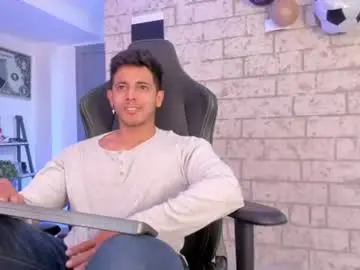 Chaturbate Live Sex Cam of ashton_coleman_