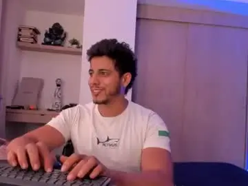 Chaturbate Free Porn Cam of ashton_coleman_