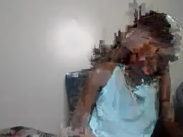 Chaturbate Free Porn Cam of baddie_floxxy