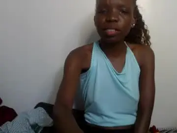 Chaturbate Live Sex Cam of baddie_floxxy