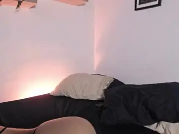Chaturbate Best live sex cam show of mia_belmont