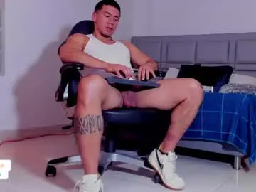 Chaturbate Watch Live Sex Cams of bastian_franco01