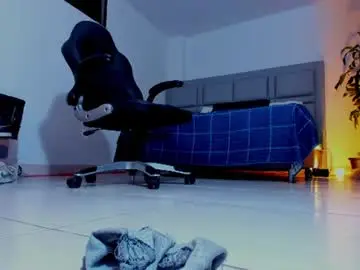 Chaturbate Live Porn of bastian_franco01