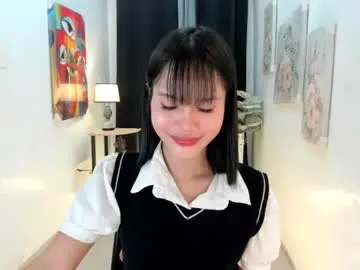 Chaturbate Live Sex Cam of callmeprettylj