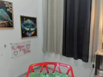 Chaturbate Live Porn of callmeprettylj