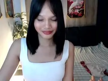 Chaturbate Live Sex Cam of callmeprettylj