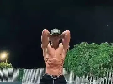 Chaturbate Best live sex cam show of chris_angel01