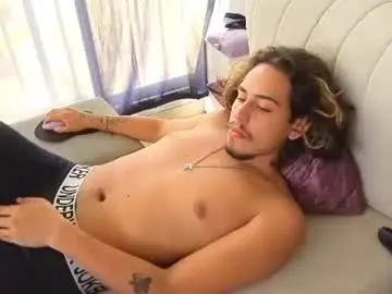 Chaturbate Free Live Porn of edward_51