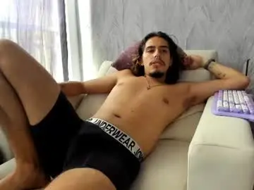 Chaturbate Free Porn Cam of edward_51