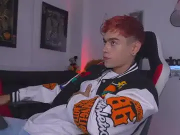 Chaturbate Live Sex Cam of chepe_fit