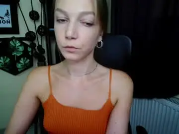 Chaturbate Live Sex of emilly_xkiss