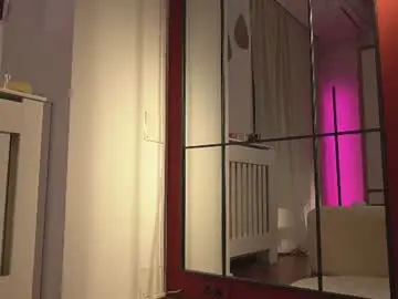 Chaturbate Live Sex Cam of justinnejade